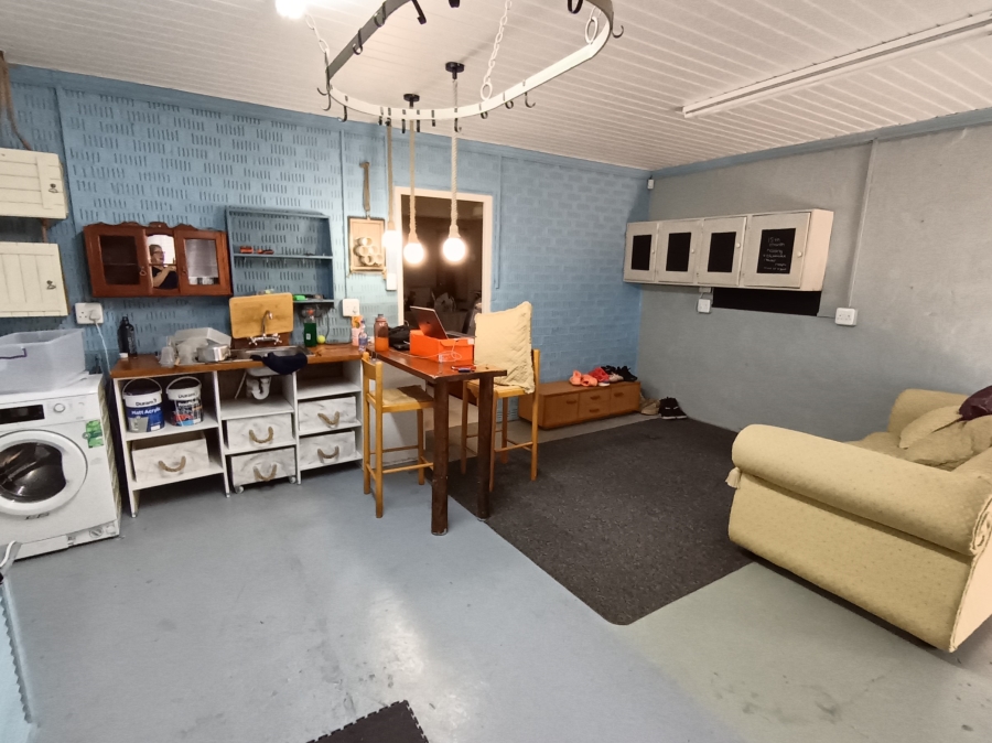 4 Bedroom Property for Sale in C Place Eastern Cape